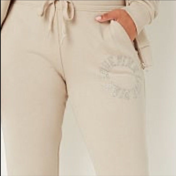 NWT PINK Victoria’s Secret joggers. Vanilla Bean color with bling. Medium - Picture 2 of 10